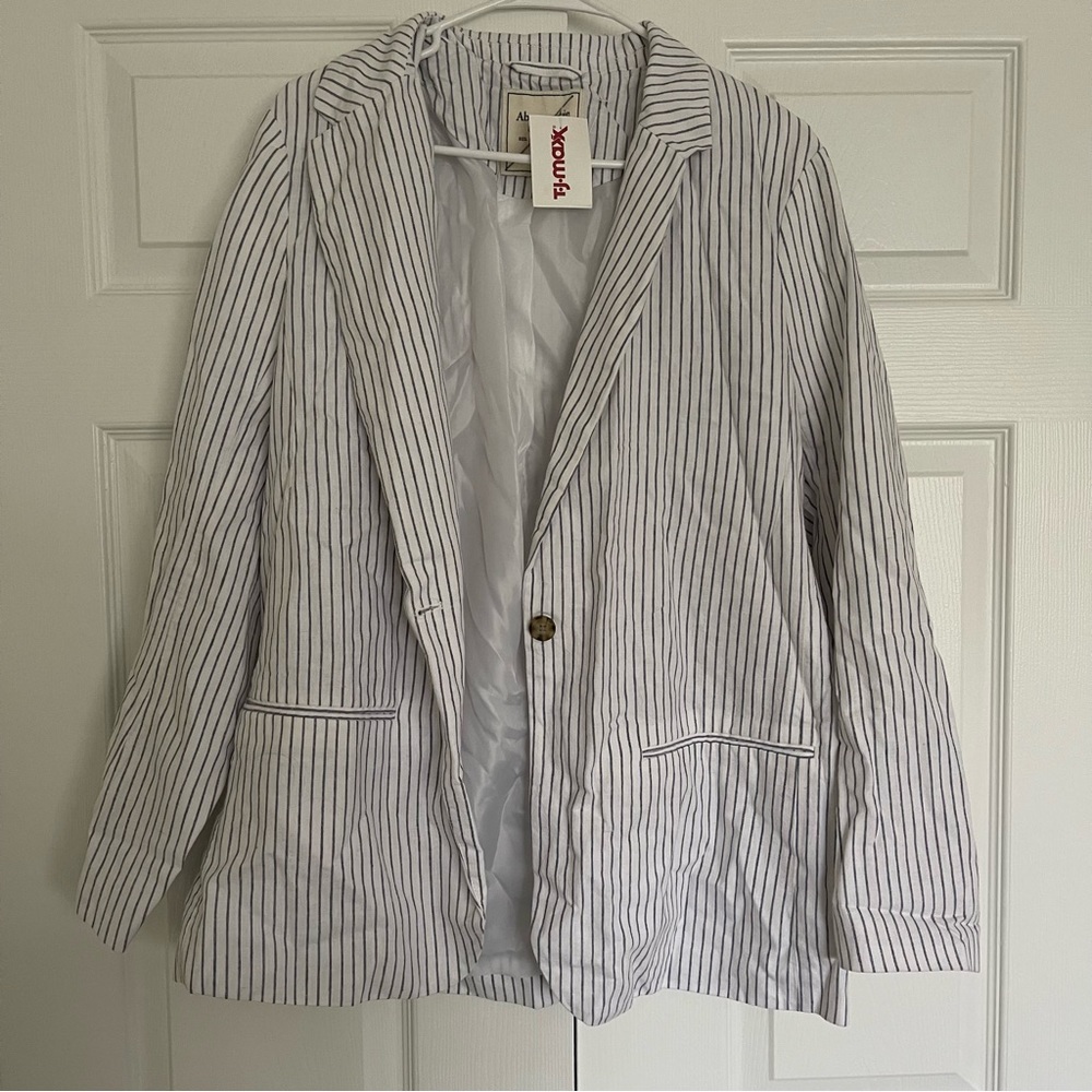 Abercrombie & Fitch Striped Blazer